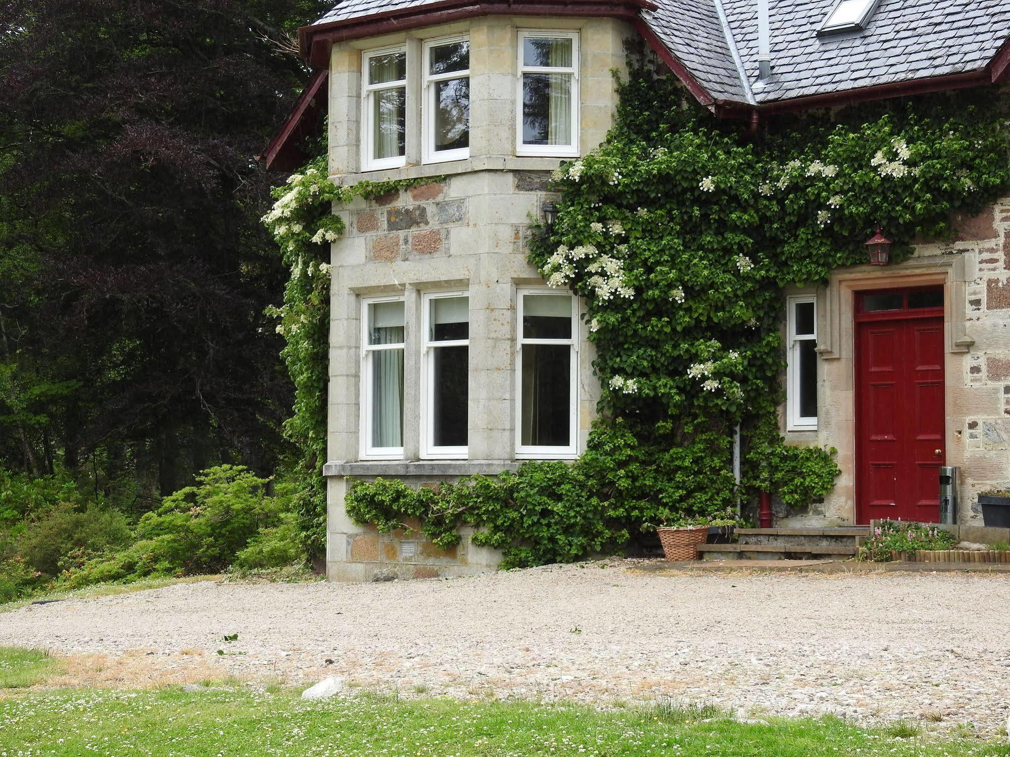 Glencanisp Lodge Lairg Exterior foto